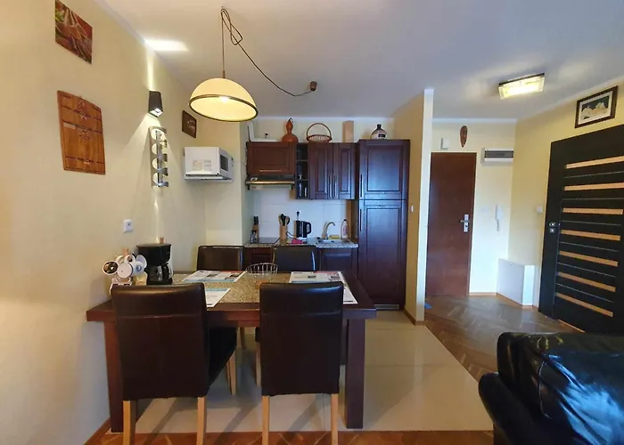 Urocza Διαμέρισμα *